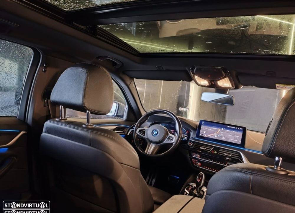 BMW 530 e Pack Desportivo M - 2
