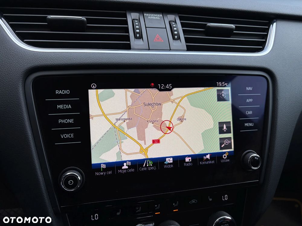 Skoda Octavia 2.0 TDI DSG Style - 26