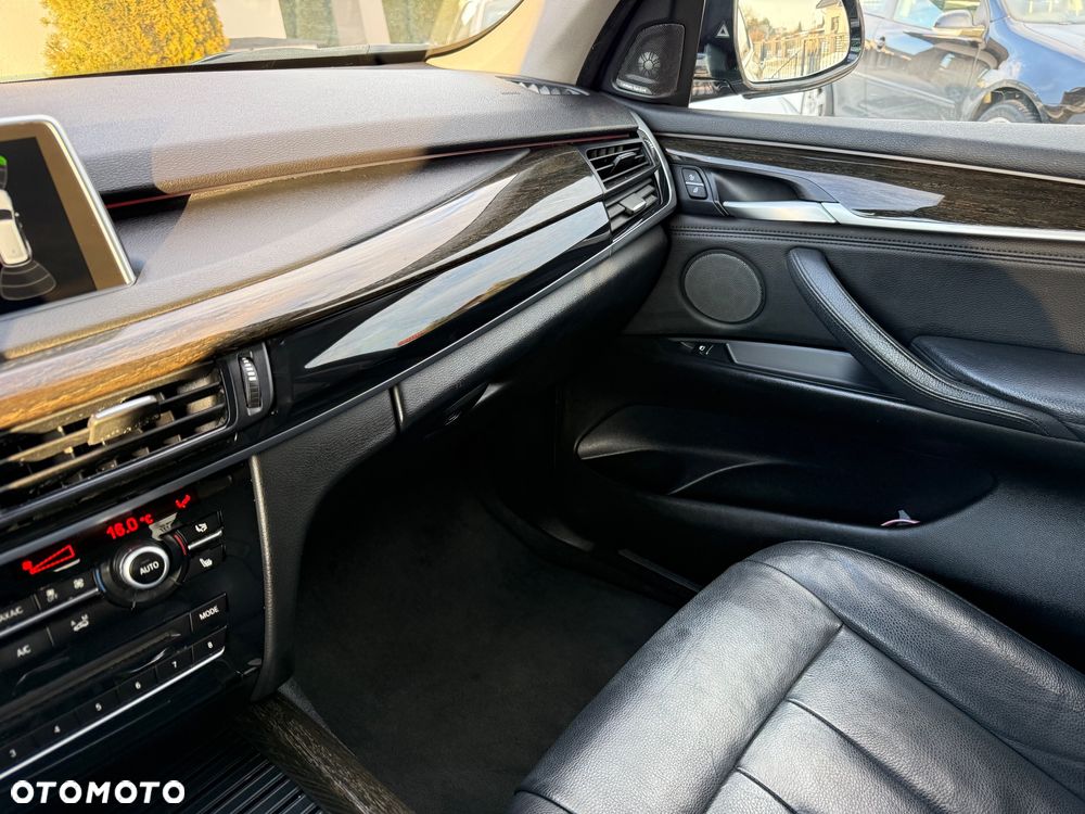 BMW X5 xDrive35i Sport-Aut - 15