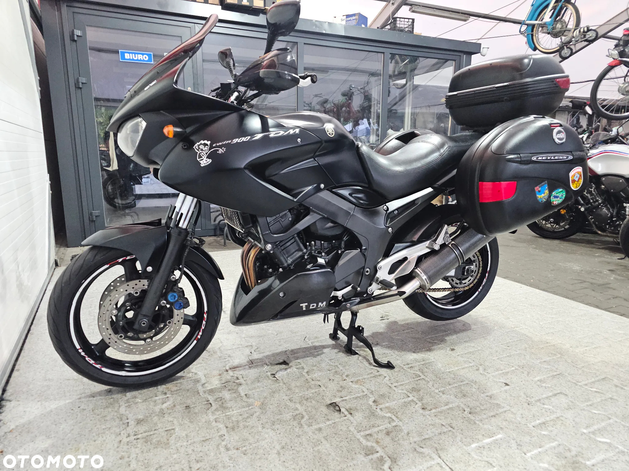 Yamaha TDM - 27