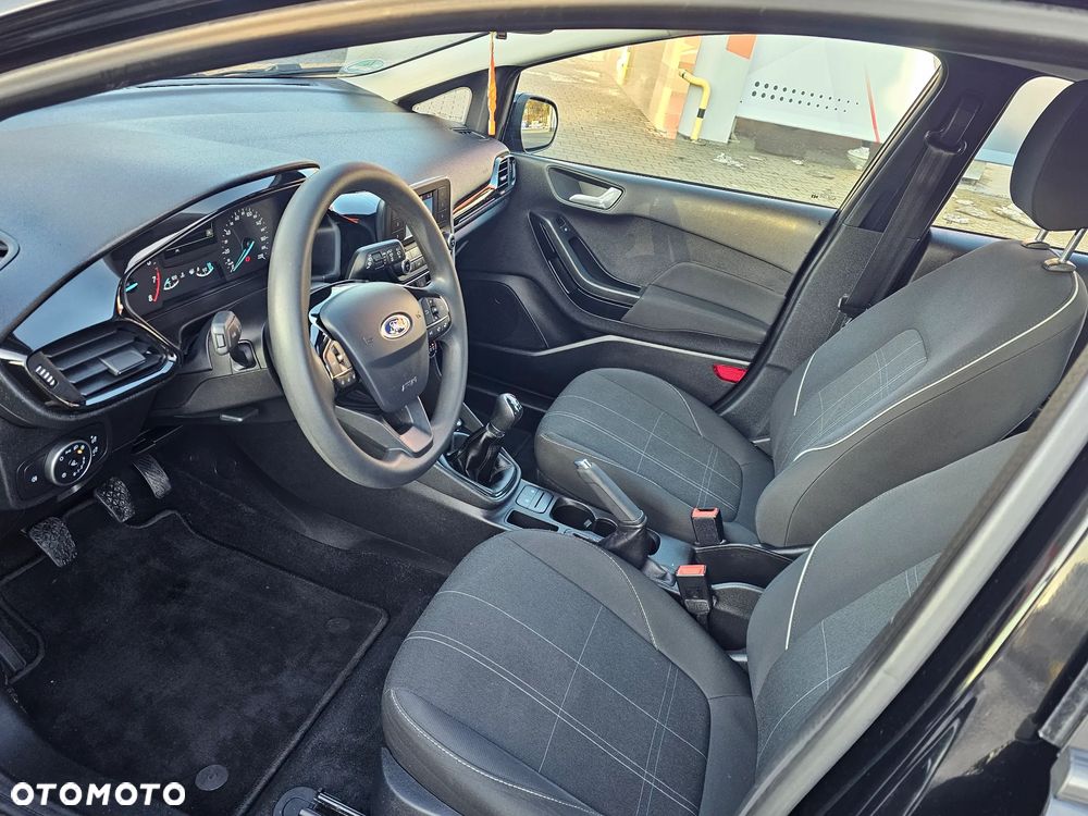 Ford Fiesta 1.1 COOL&CONNECT - 10