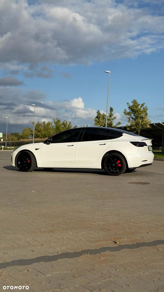 Tesla Model 3 Performance AWD - 3