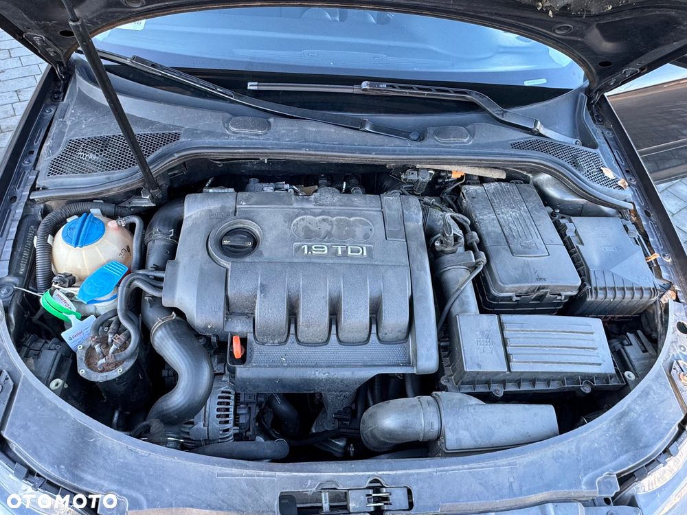 Audi A3 3-drzwiowe 1.9 TDI Ambition - 8