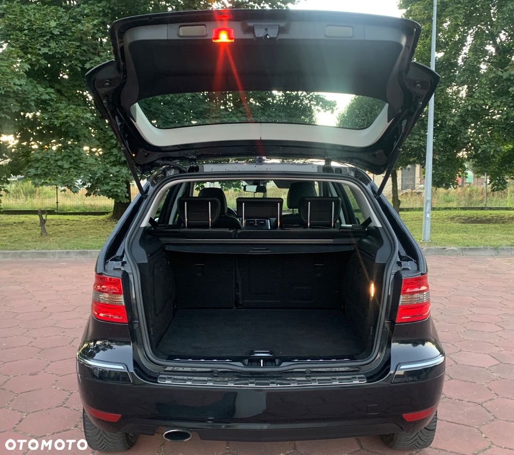 Mercedes-Benz Klasa B 180 CDI - 25