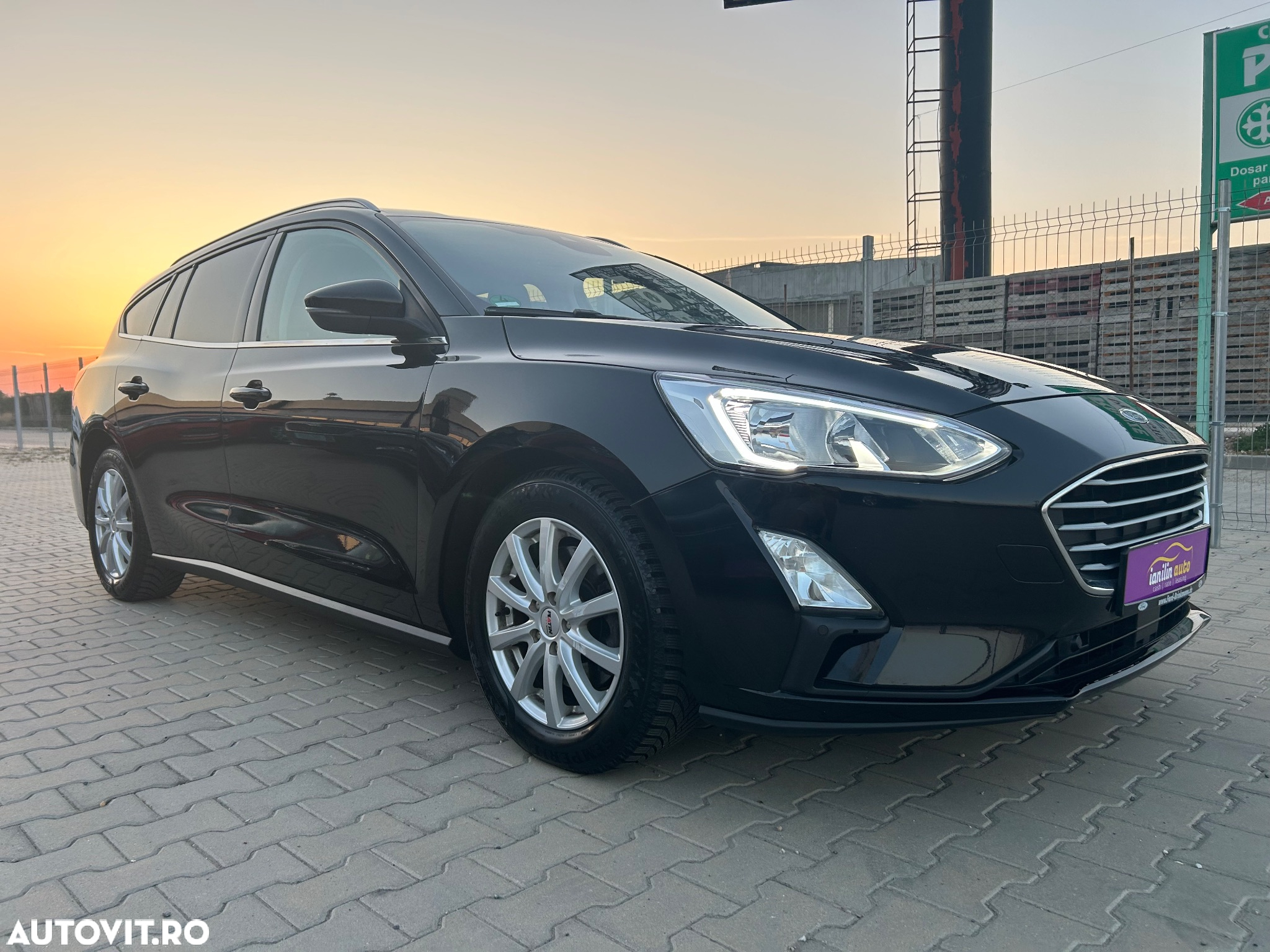 Ford Focus - 3