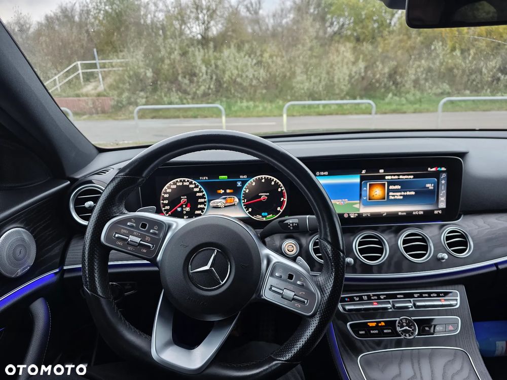 Mercedes-Benz Klasa E 200 T 9G-TRONIC Sportstyle Edition - 18