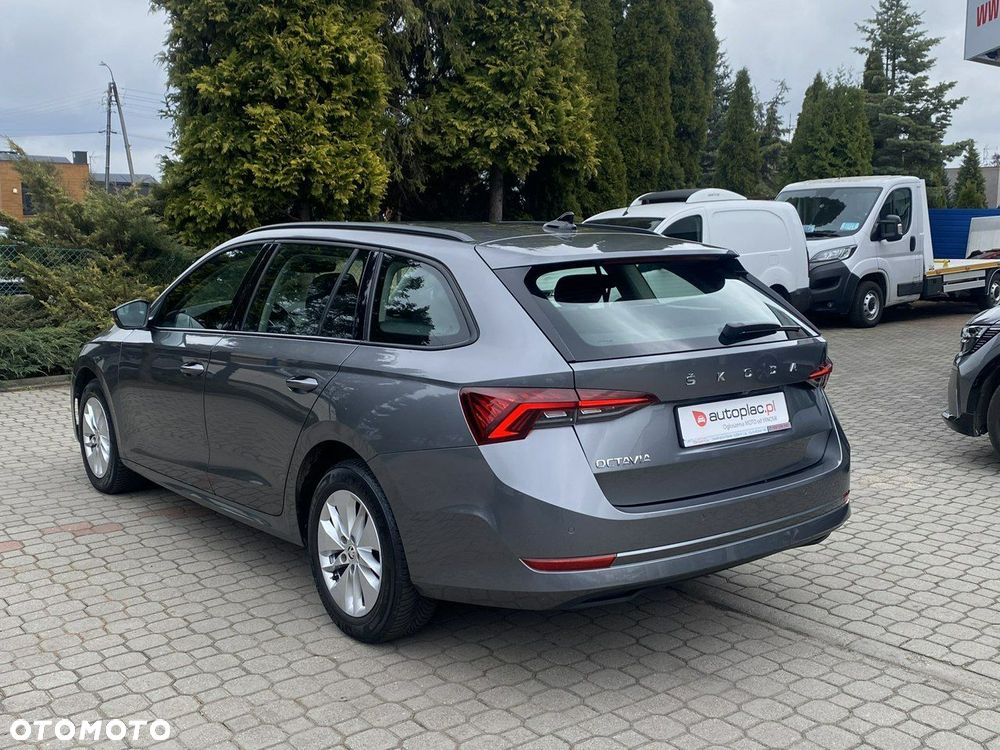 Skoda Octavia - 8