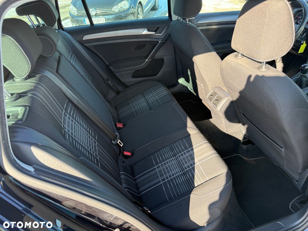 Volkswagen Golf 1.6 TDI BlueMotion Technology Lounge - 13