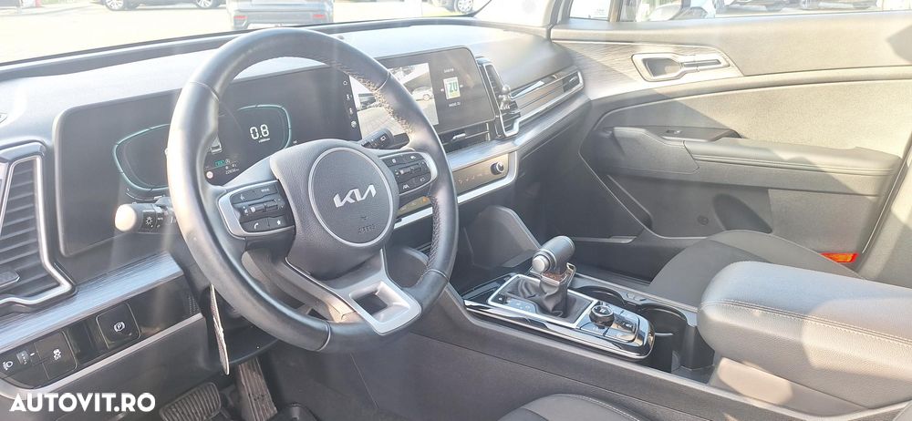 Kia Sportage 1.6 T-GDI 7DCT HP 4x2 MHEV Urban - 9