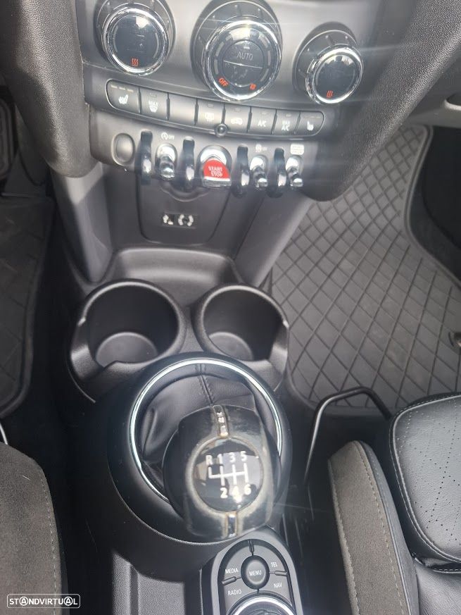 MINI Cabrio Cooper Essential - 34