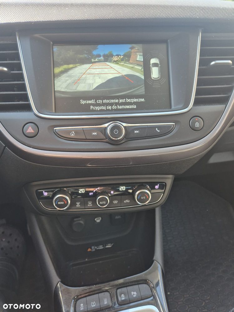 Opel Crossland X - 18