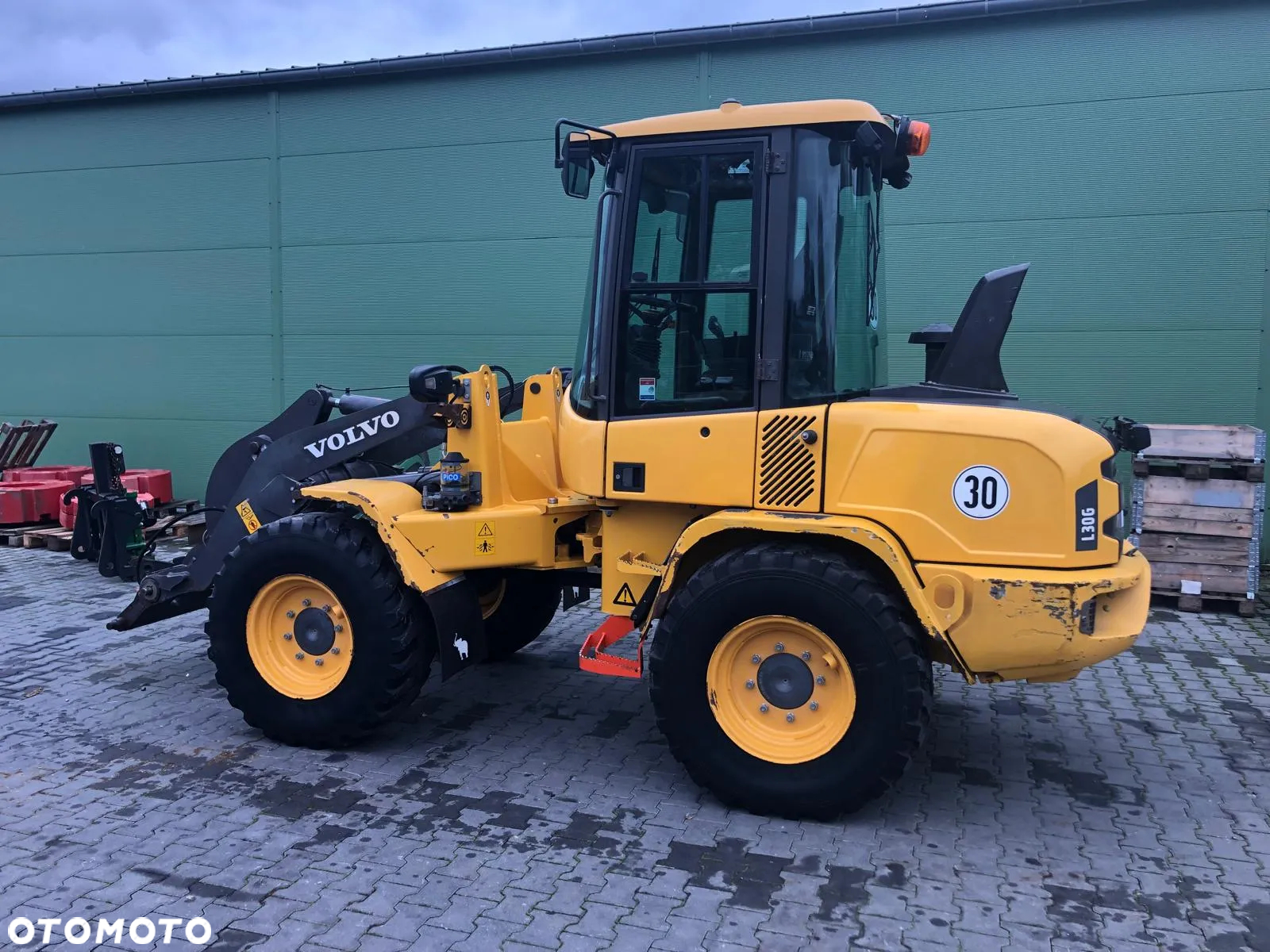 Volvo L30 GS - 9