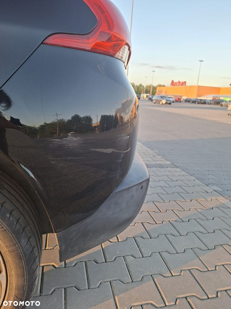 Peugeot 2008 1.2 Pure Tech GPF Allure S&S - 7