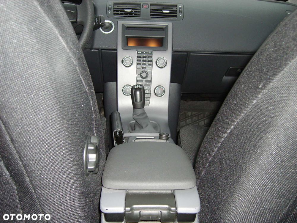 Volvo S40 1.6 Kinetic - 4