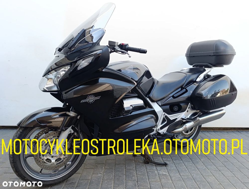 Honda ST - 2