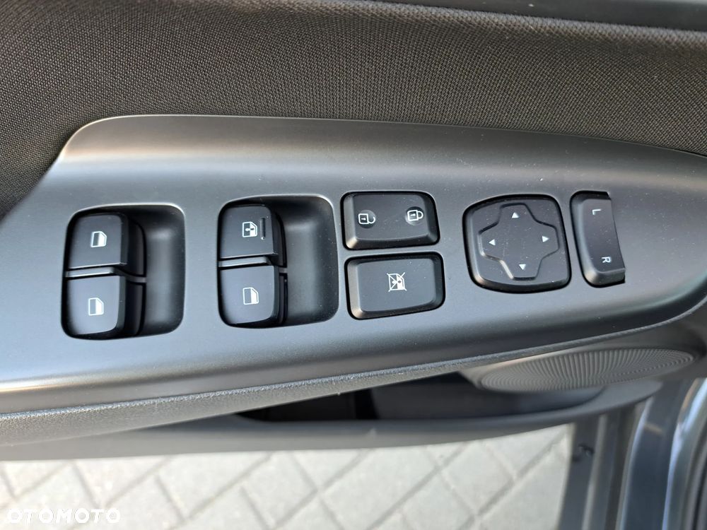 Hyundai Kona - 29