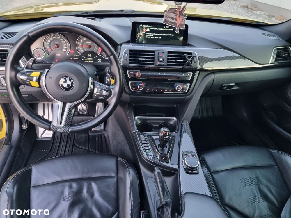 BMW M4 Coupe DKG - 10