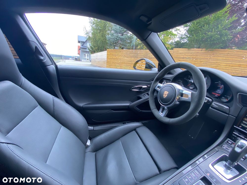 Porsche 911 Carrera 4S PDK - 12