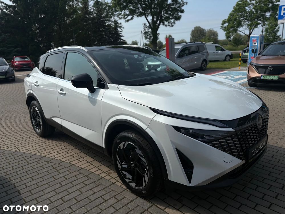 Nissan Qashqai 1.3 DIG-T mHEV N-Connecta Xtronic - 3