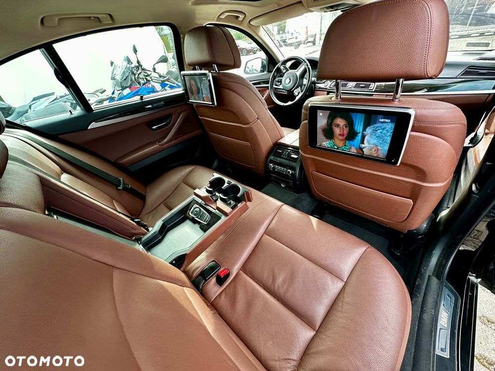BMW Seria 5 525d xDrive Luxury Line - 14
