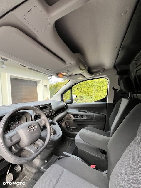 Toyota PROACE CITY - 17