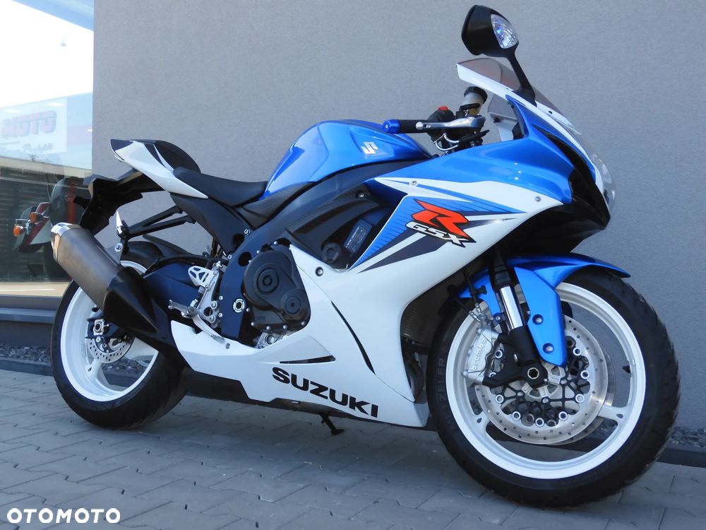 Suzuki GSX-R - 16