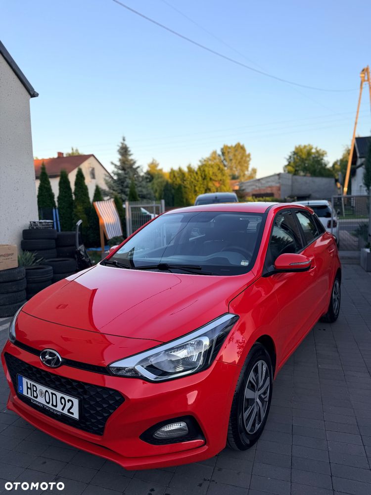 Hyundai i20 1.2 Intro Edition - 28