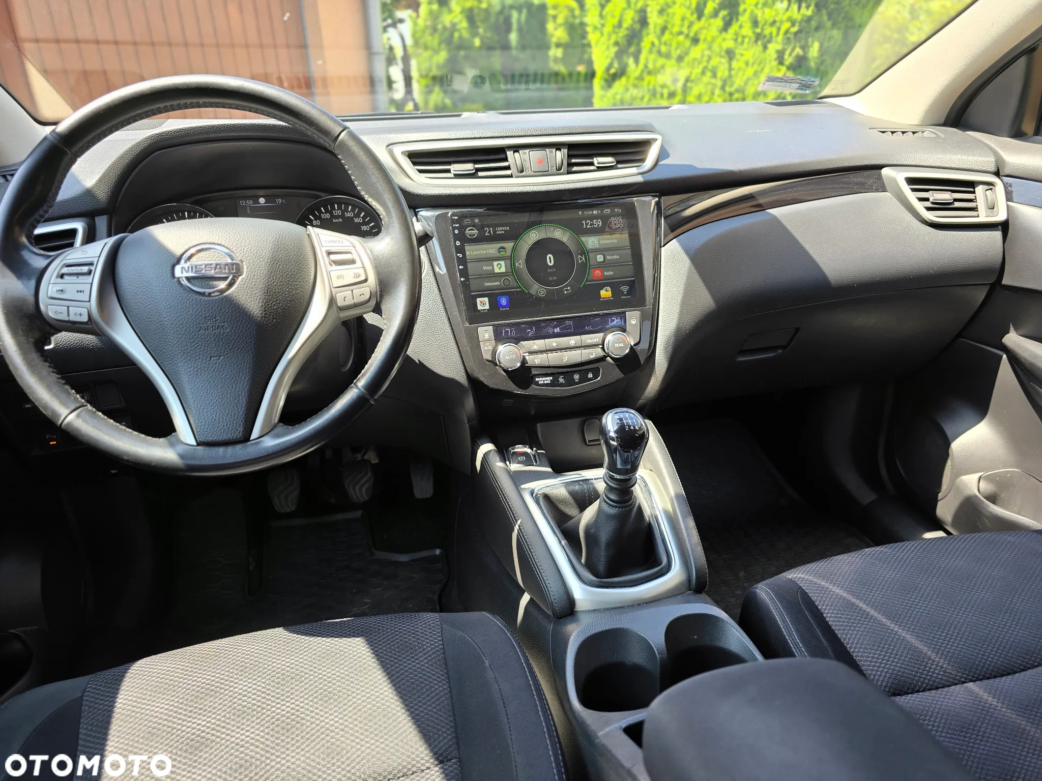Nissan Qashqai 1.6 DIG-T N-Connecta - 23