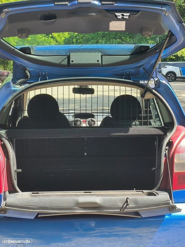 Citroën C2 1.4 HDi VTR - 17