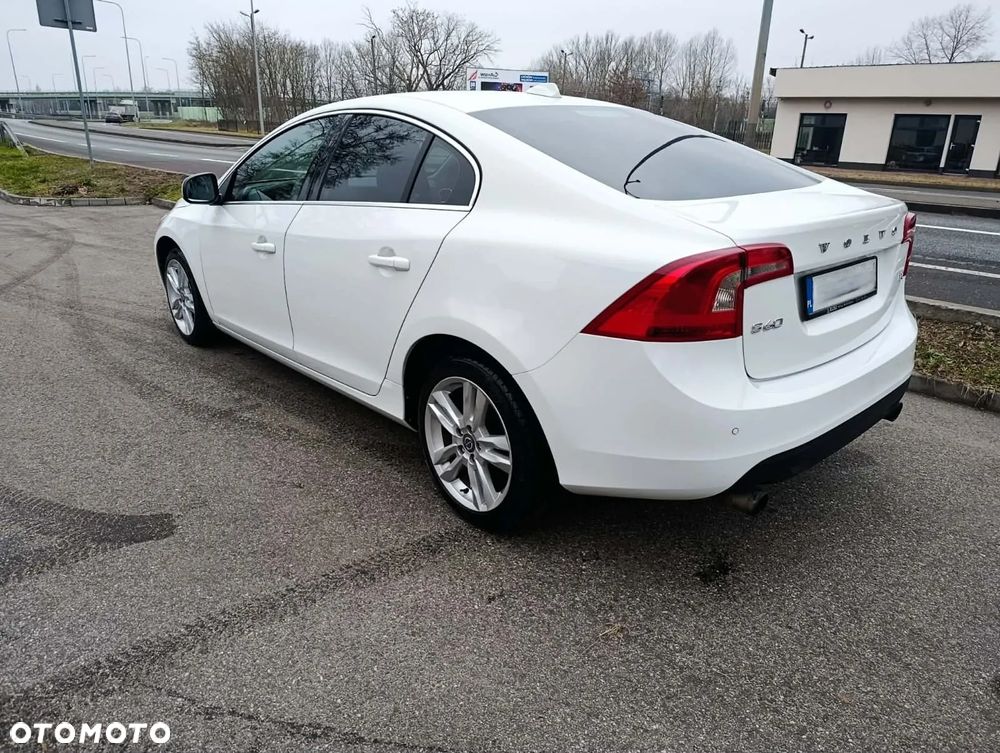 Volvo S60 2.5 T5 - 4