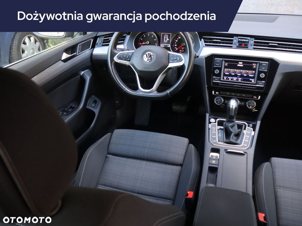Volkswagen Passat - 9