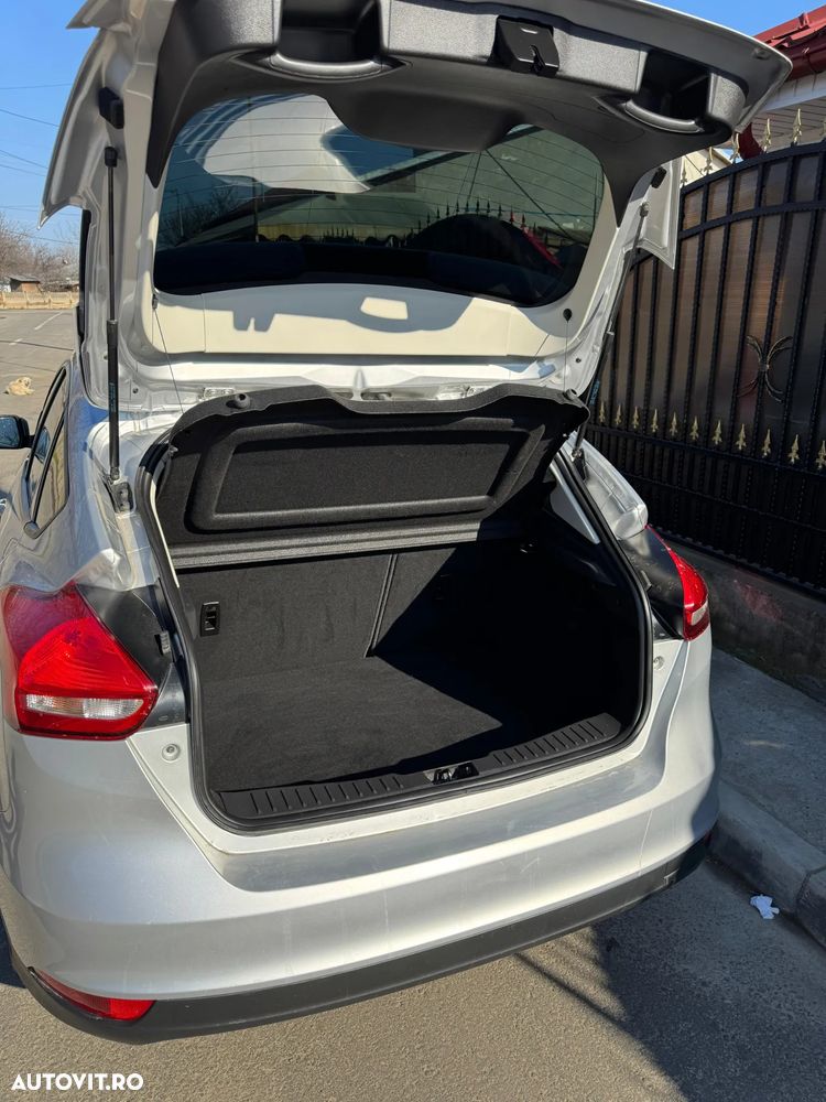 Ford Focus 1.0 EcoBoost Trend - 21