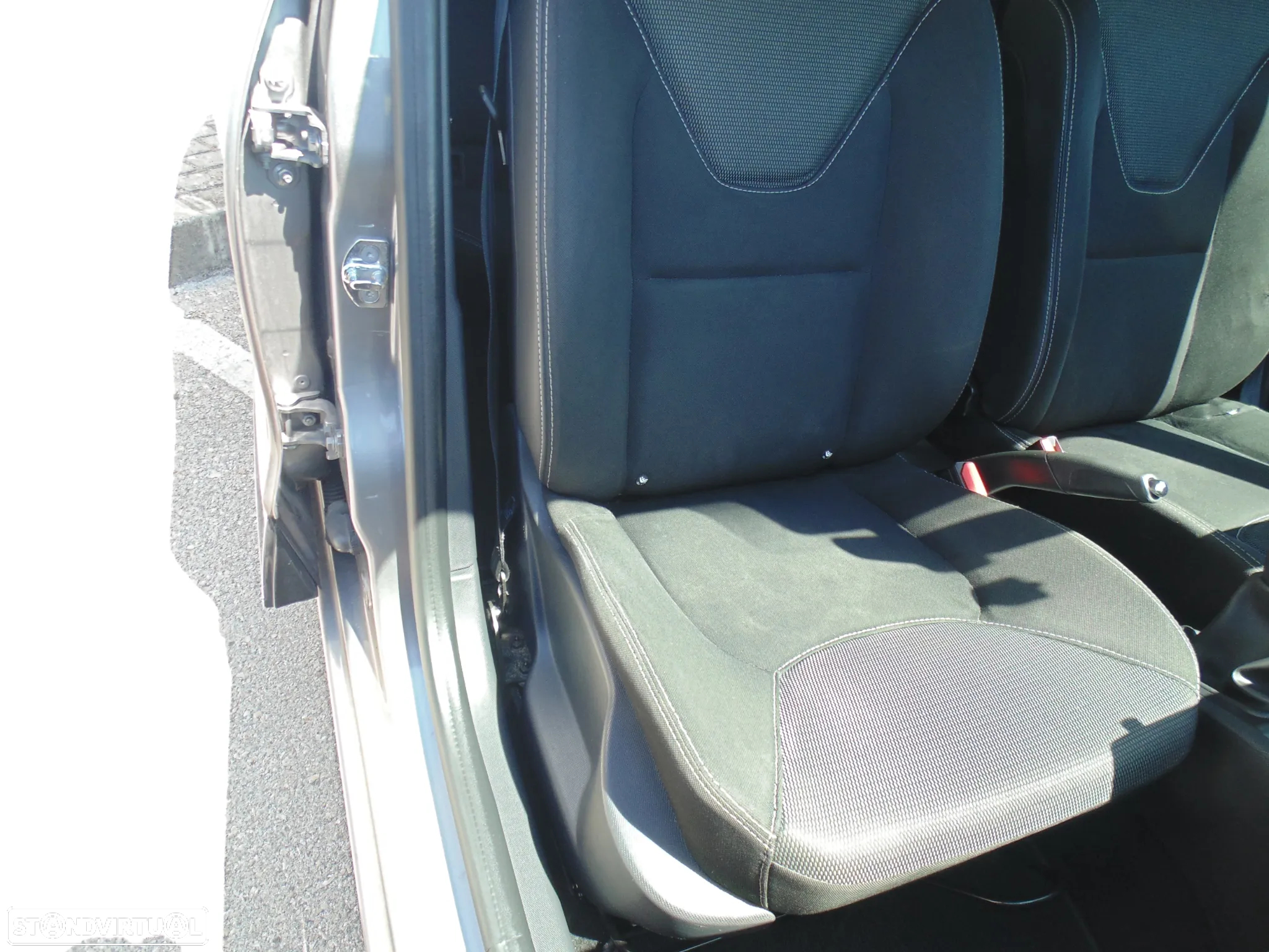 Renault Clio Sport Tourer 0.9 TCE Limited - 18