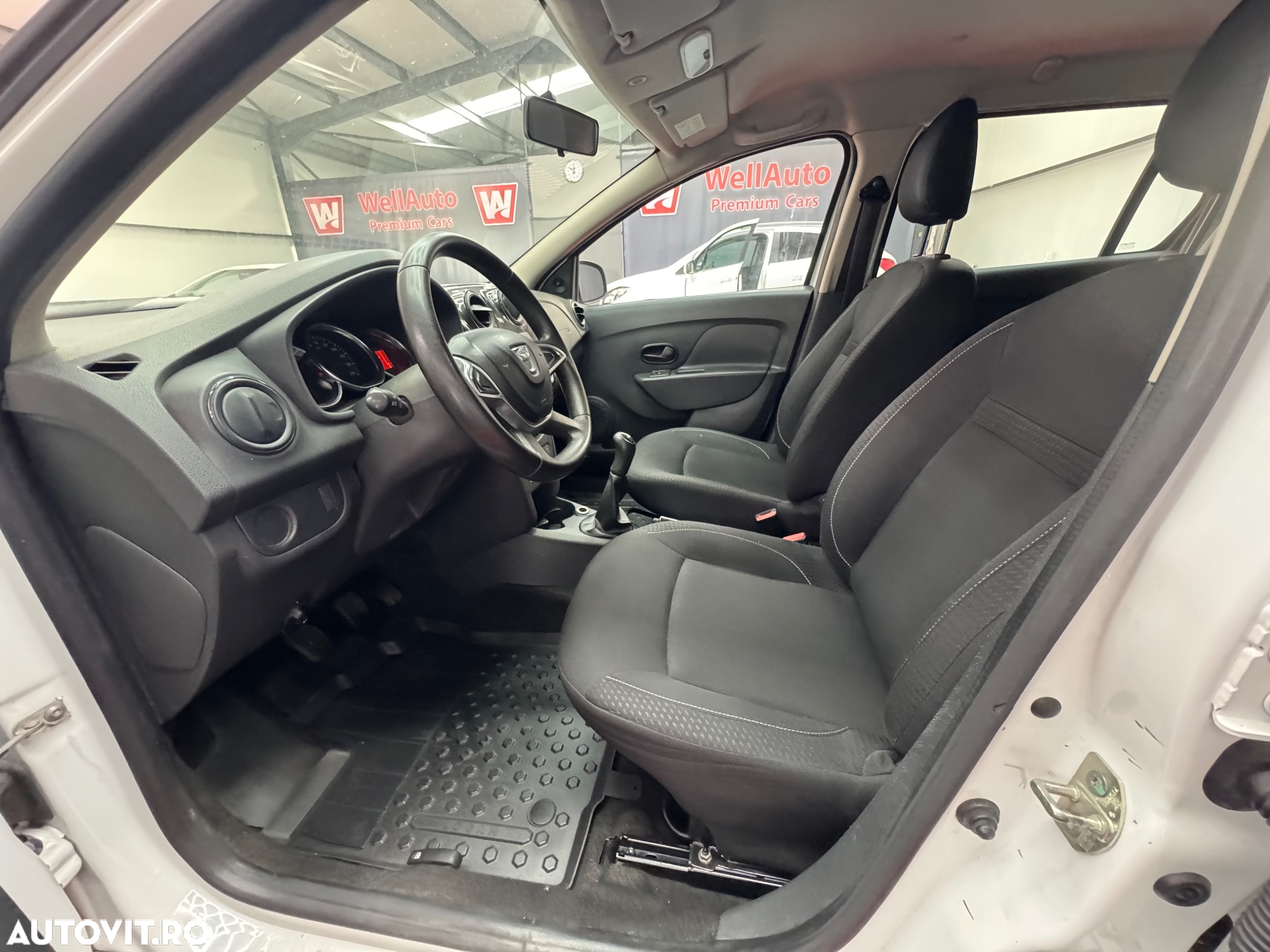 Dacia Logan - 8