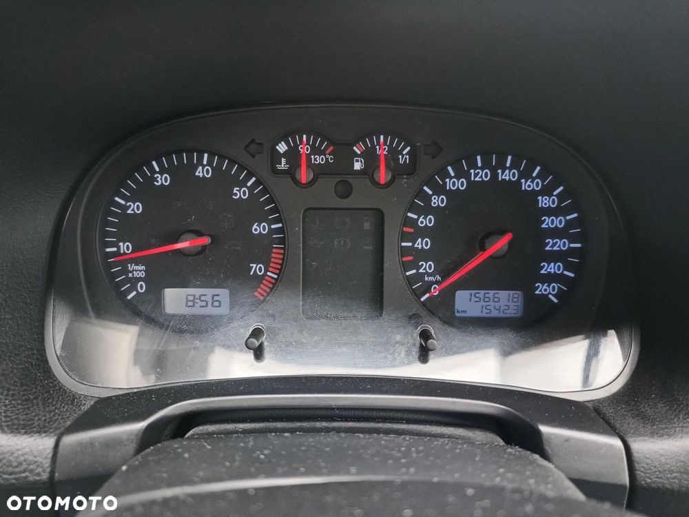 Volkswagen Golf 1.6 Basis - 16