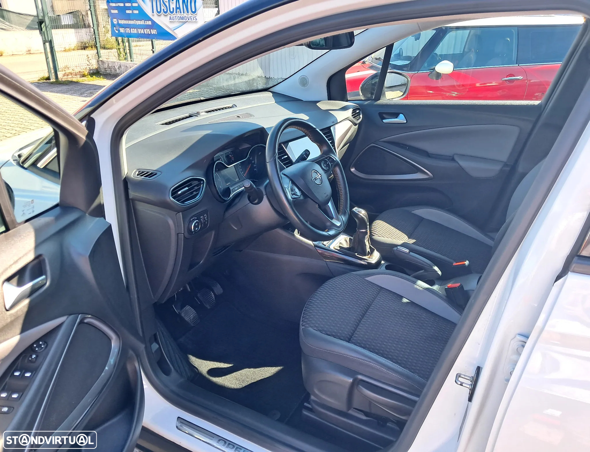 Opel Crossland X 1.2 T Innovation - 10