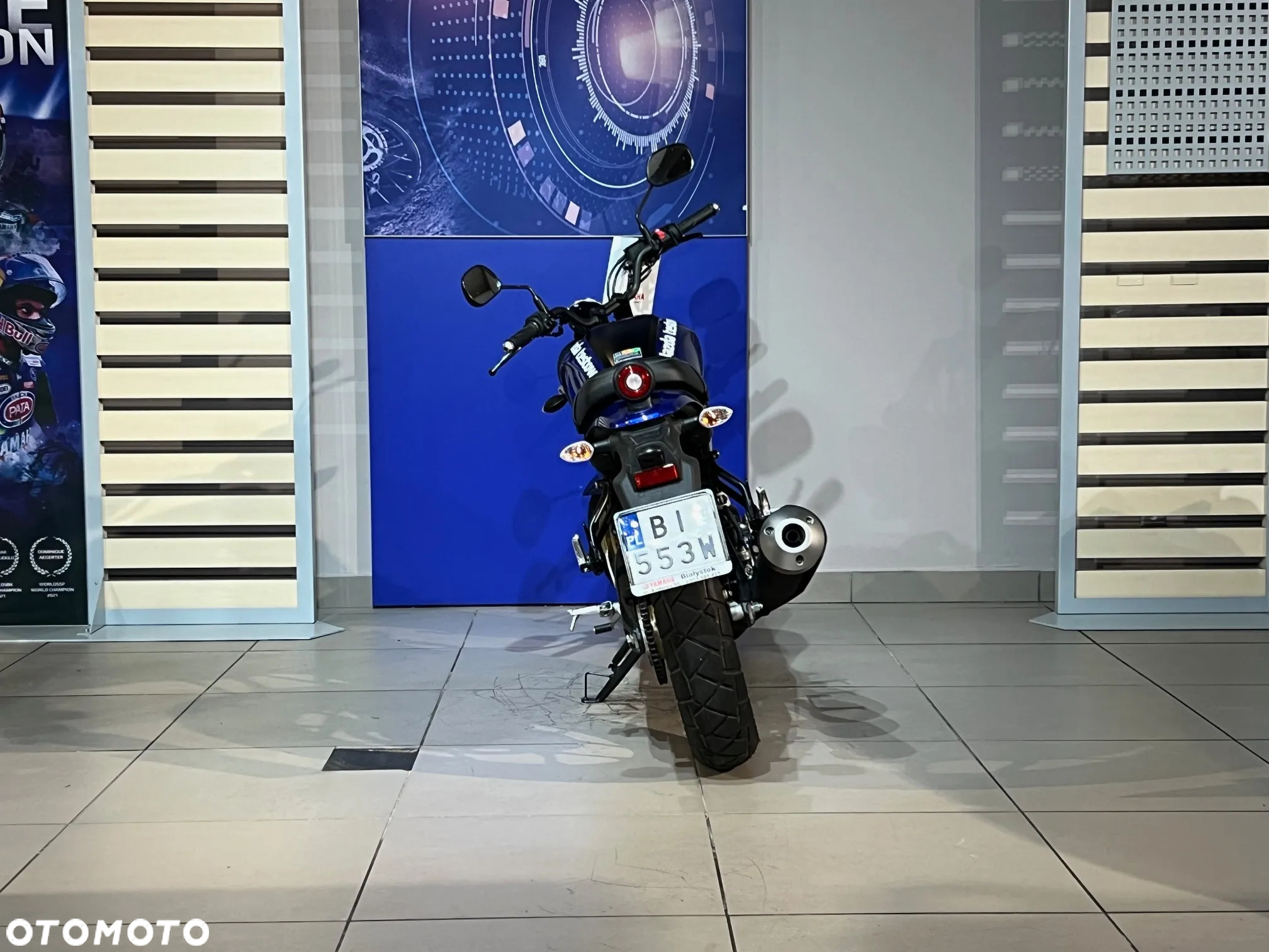 Yamaha XSR - 6