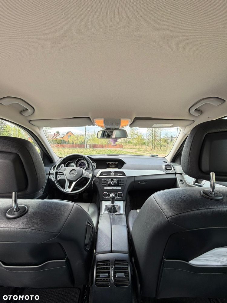 Mercedes-Benz Klasa C 180 (BlueEFFICIENCY) Avantgarde - 20