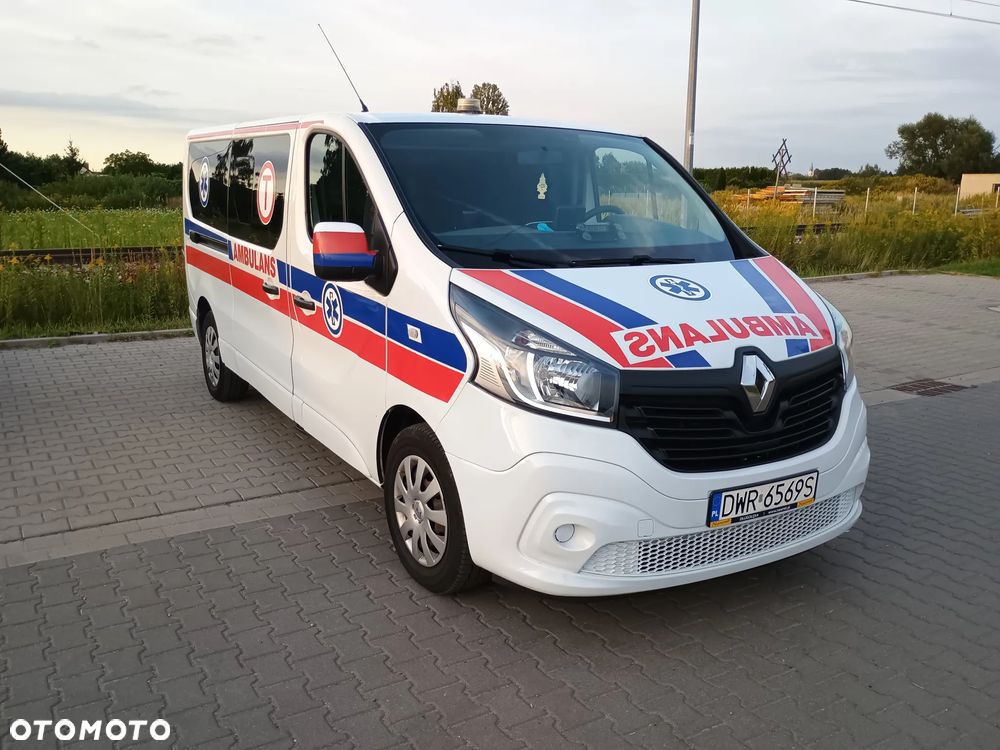 Renault TRAFIC - 2