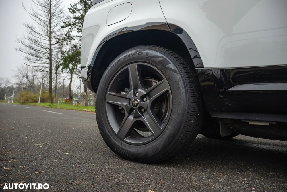 Land Rover Defender 110 3.0 D300 MHEV X-Dynamic SE - 9