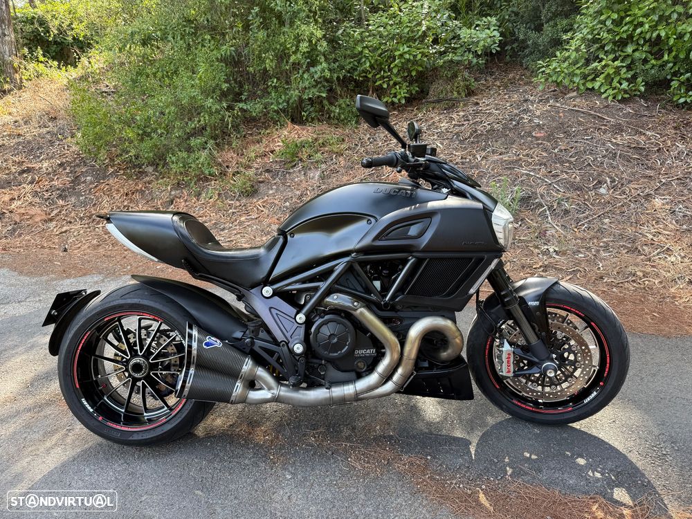 Ducati Diavel 1200 Darck - 5