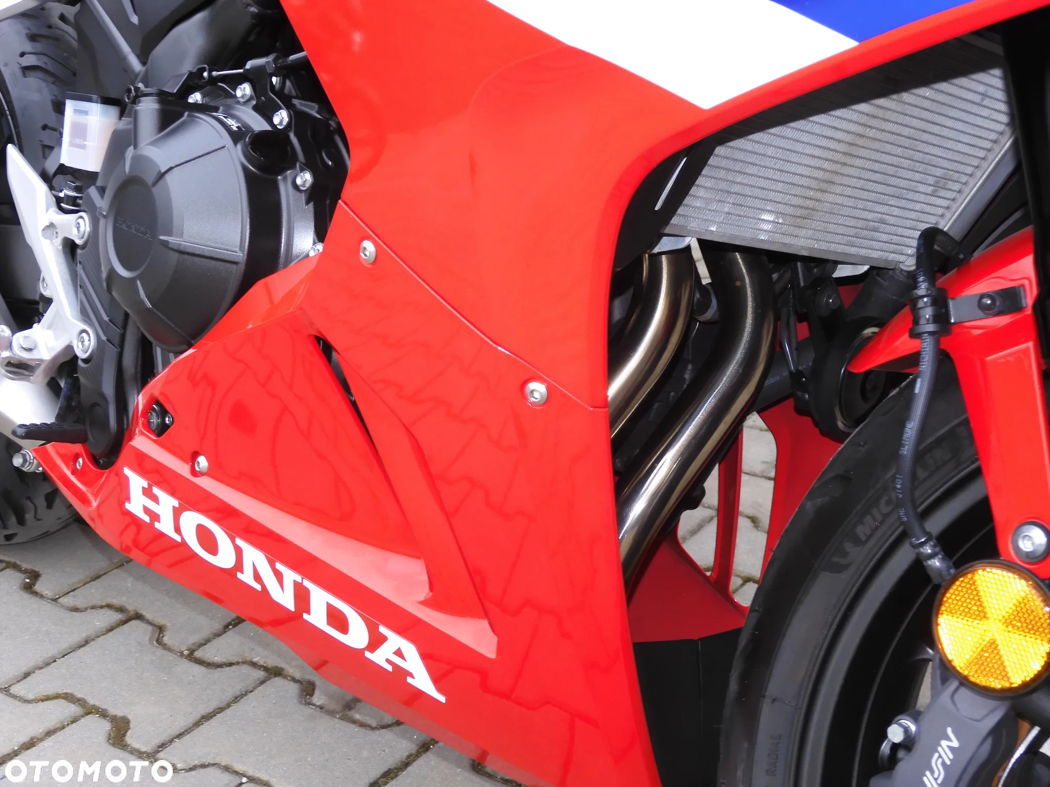 Honda CBR - 6