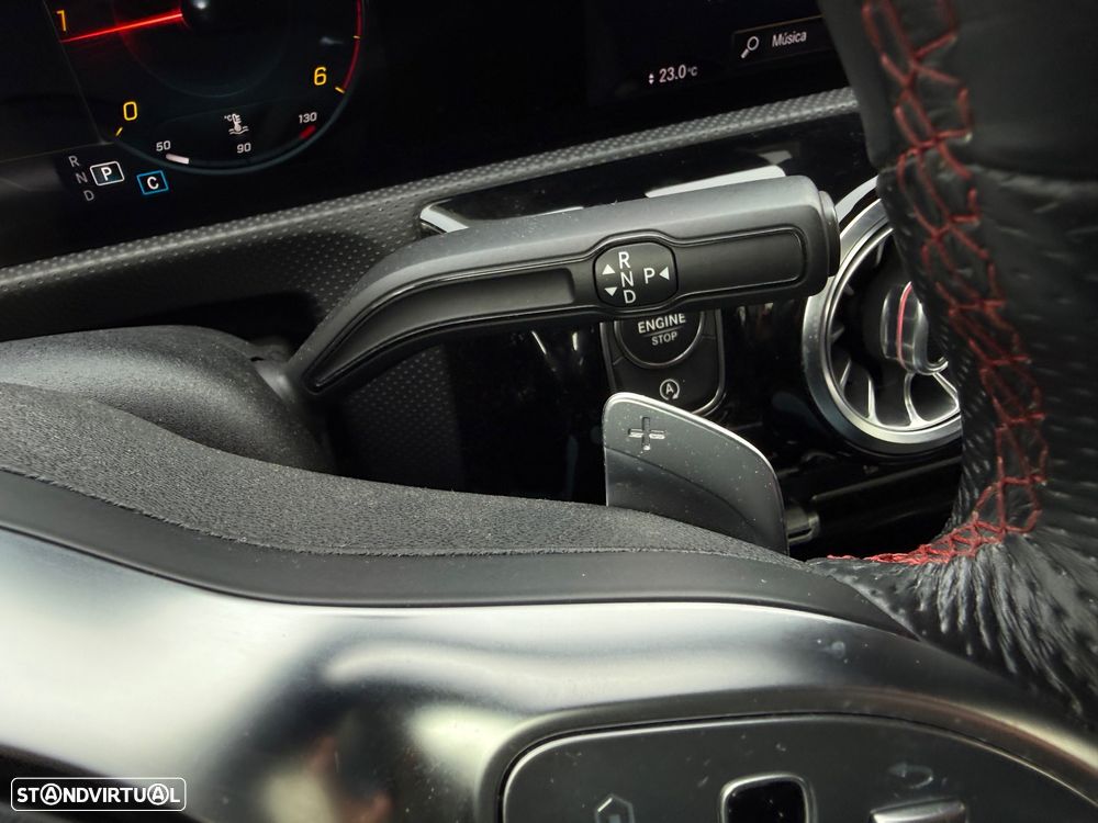 Mercedes-Benz A 180 d 7G-DCT AMG Line - 42