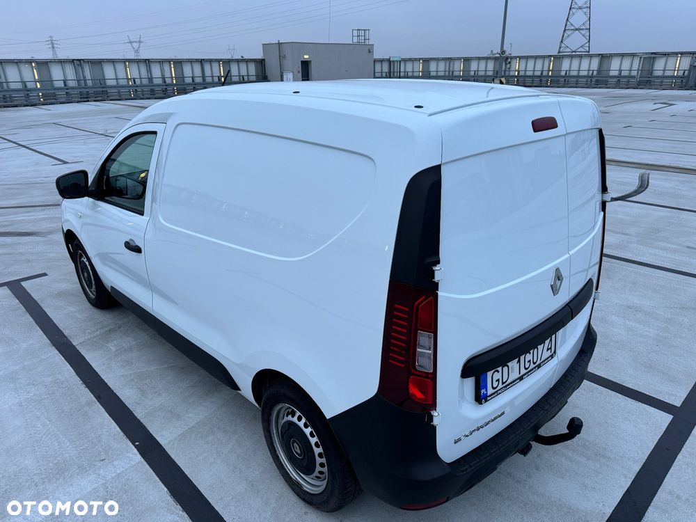 Renault Express - 12