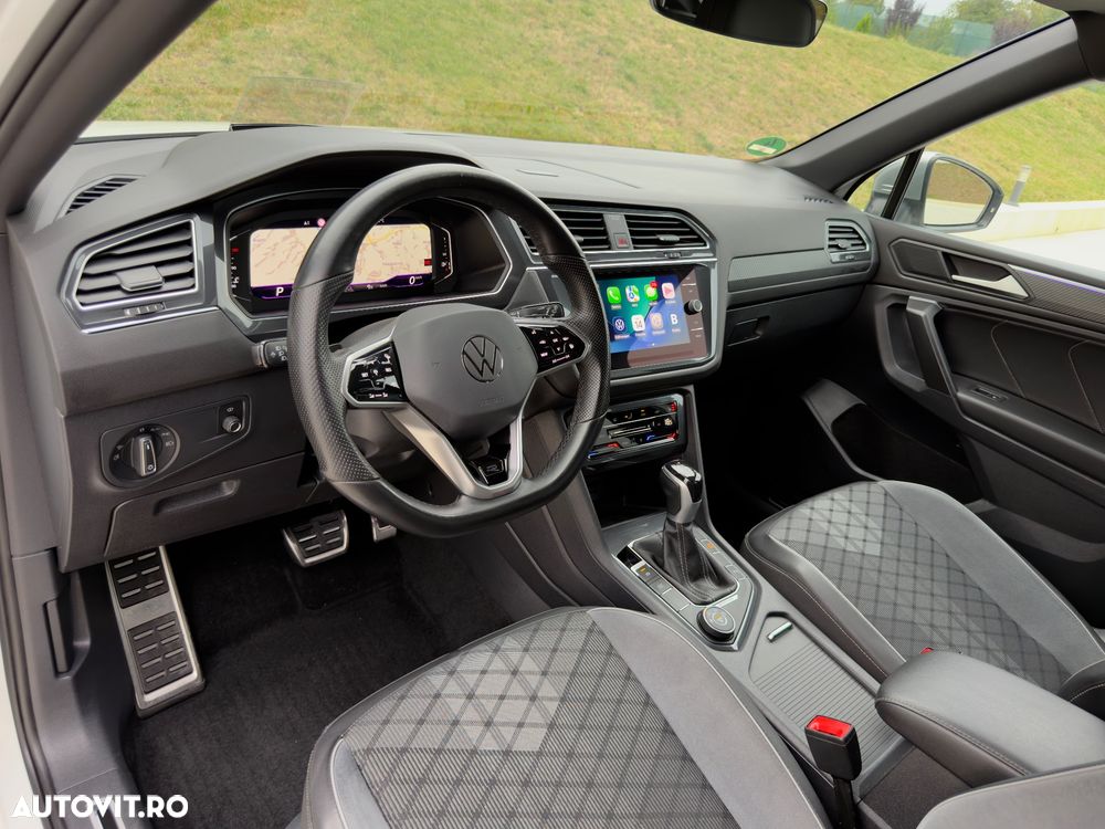 Volkswagen Tiguan 2.0 TDI SCR 4MOTION DSG R-Line - 25