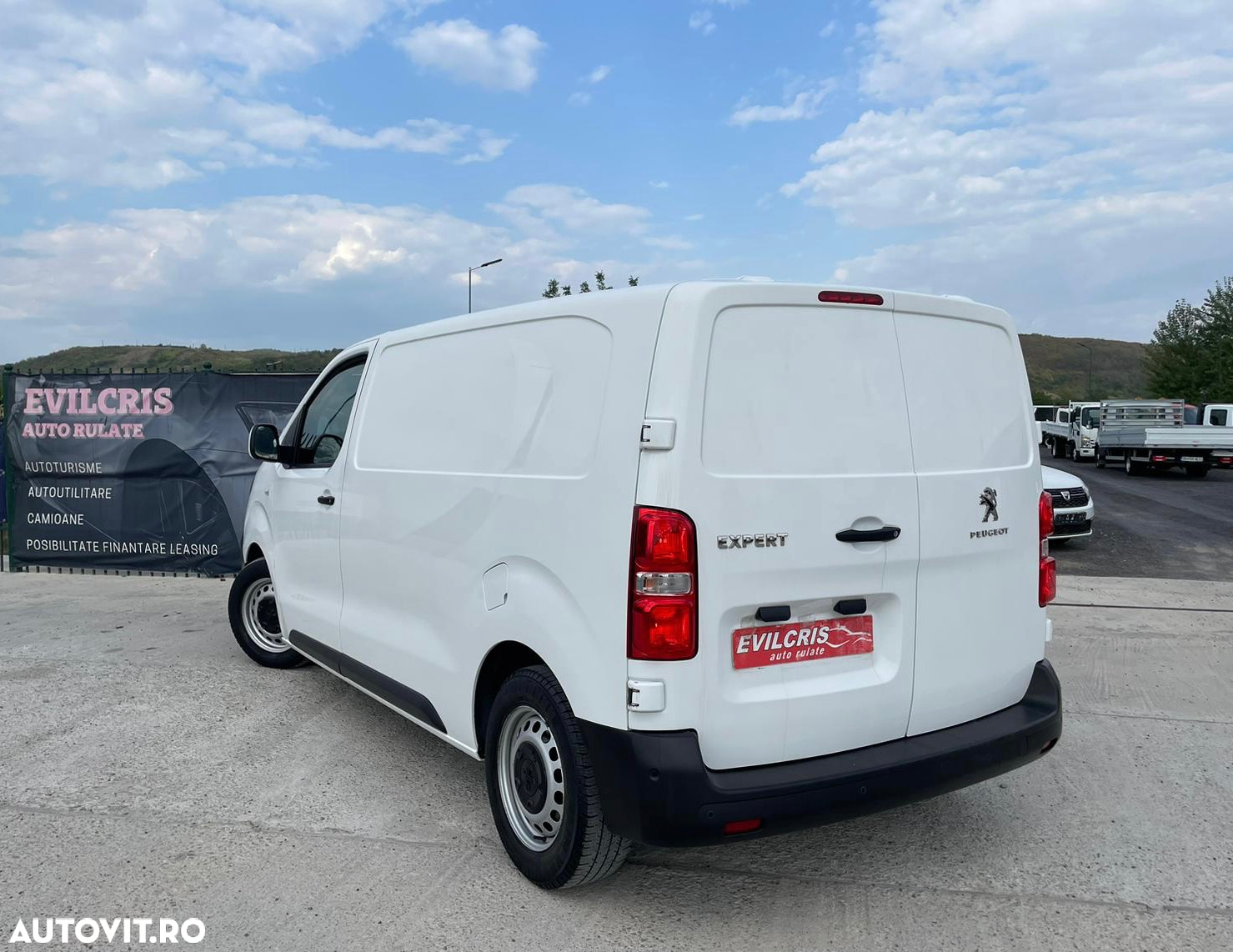 Peugeot Expert L2H1 - 2