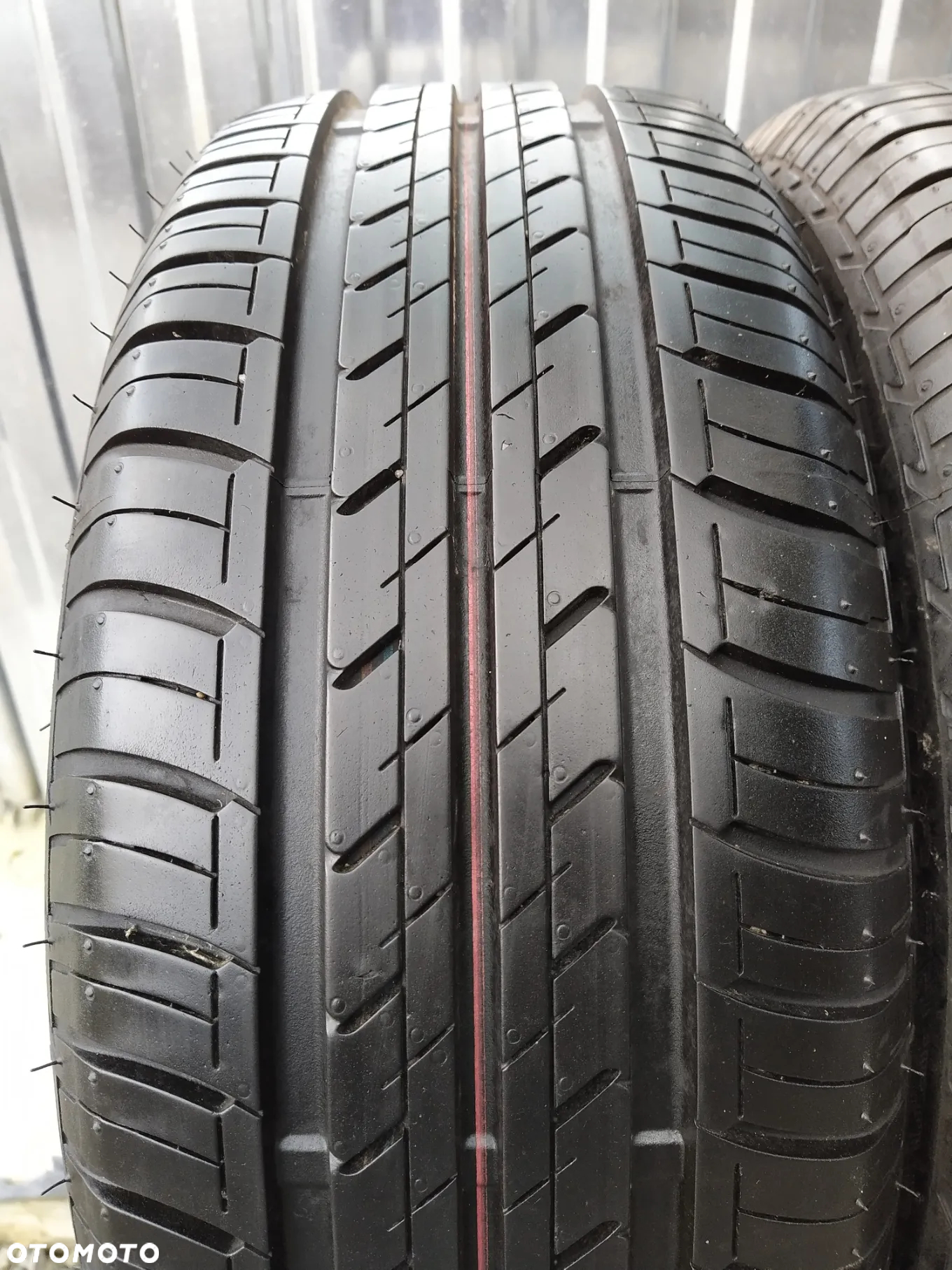 Opony Letnie  185/.../  15  Cali   JAK NOWE - 17