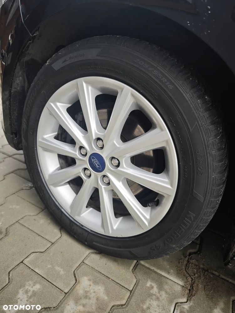 Ford Focus SW - 13