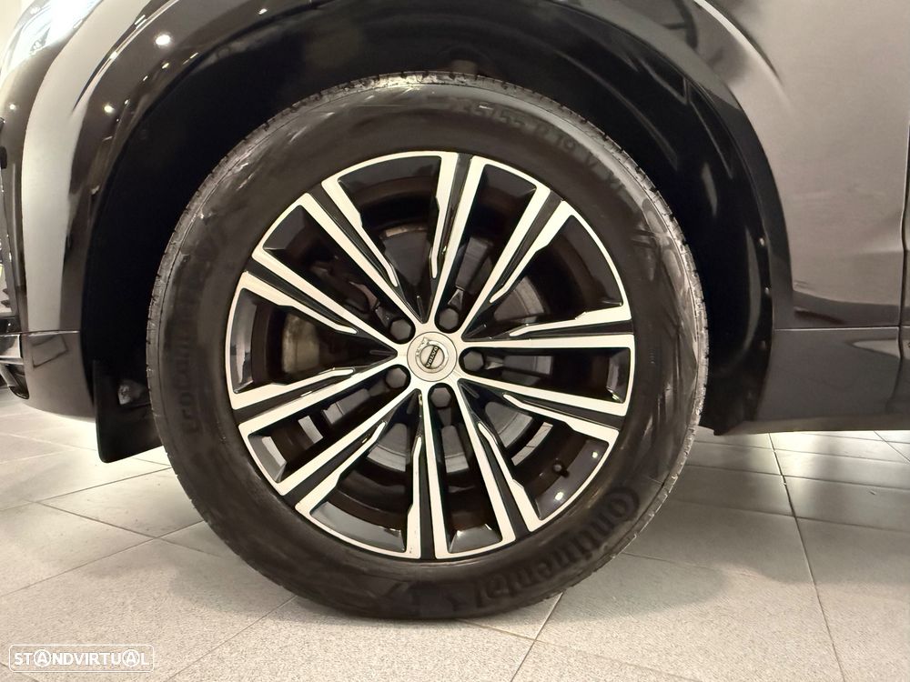 Volvo XC 60 2.0 B4 Inscription Geartronic - 22