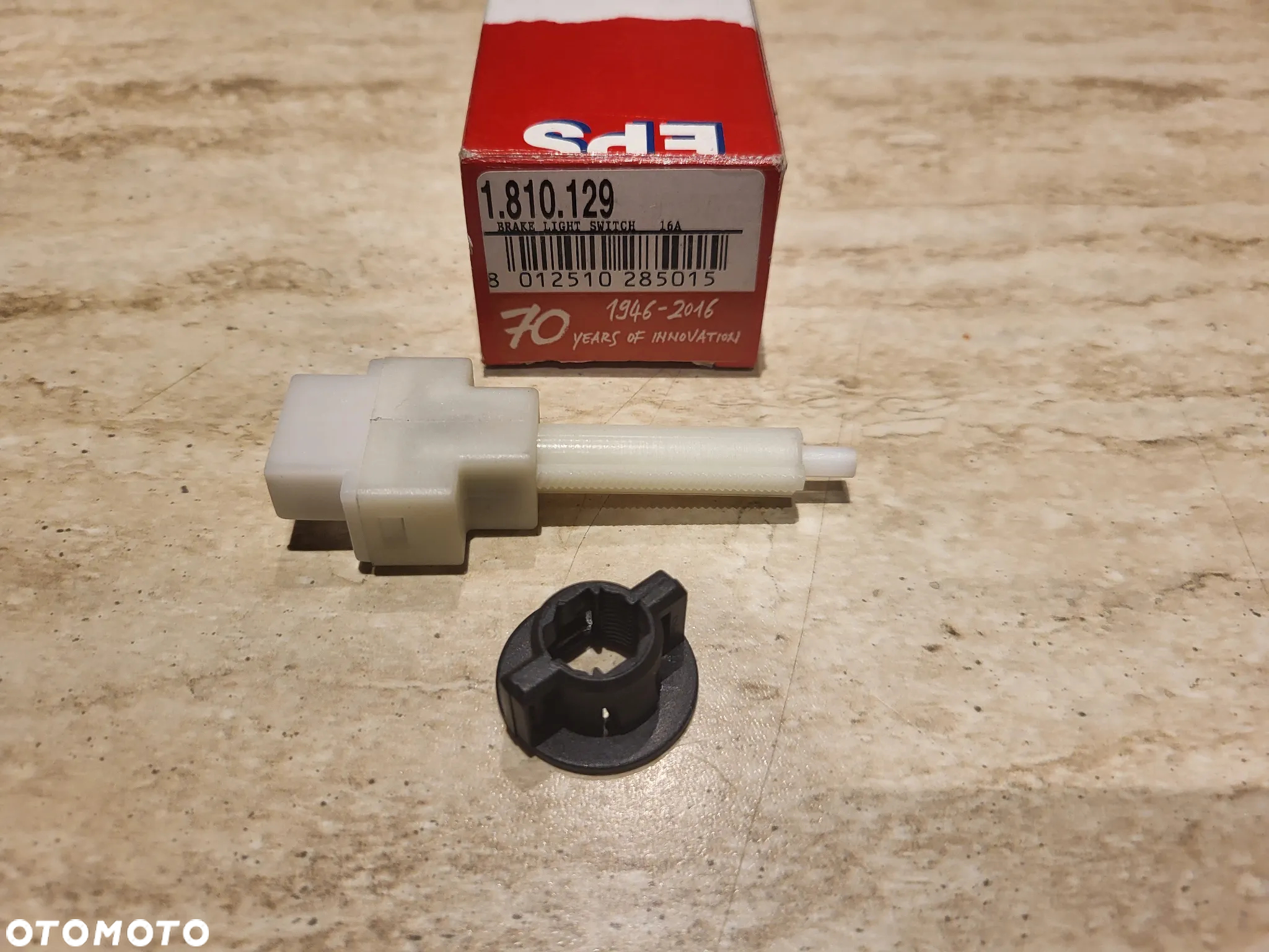 Włącznik świateł hamulca  stop SEAT CORDOBA, CORDOBA VARIO, IBIZA I, IBIZA II, INCA, MALAGA, TOLEDO I; SKODA FELICIA I; VW CADDY II, CADDY II/MINIVAN, CORRADO, GOLF III, GOLF IV 06.84-03.10 - 2